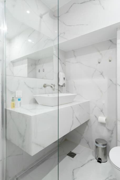 Cozy, Luminous And Comfy 5 Min Walk To Acropolis Atenas Exterior foto